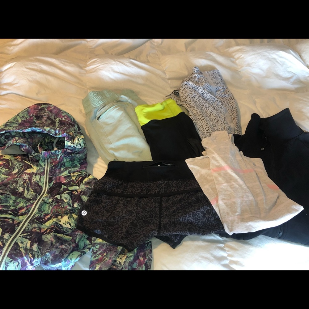 Bundle of lululemon clothes